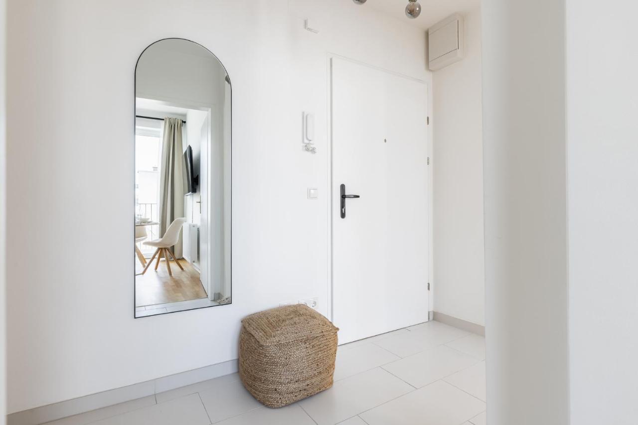 Bright Stylish Apartment With A Balcony In A Top Location Vienna Exterior photo