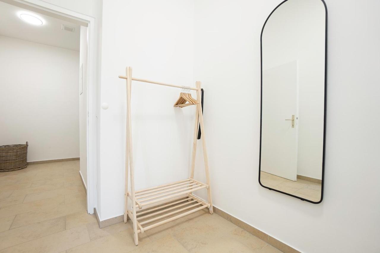 Bright Stylish Apartment With A Balcony In A Top Location Vienna Exterior photo