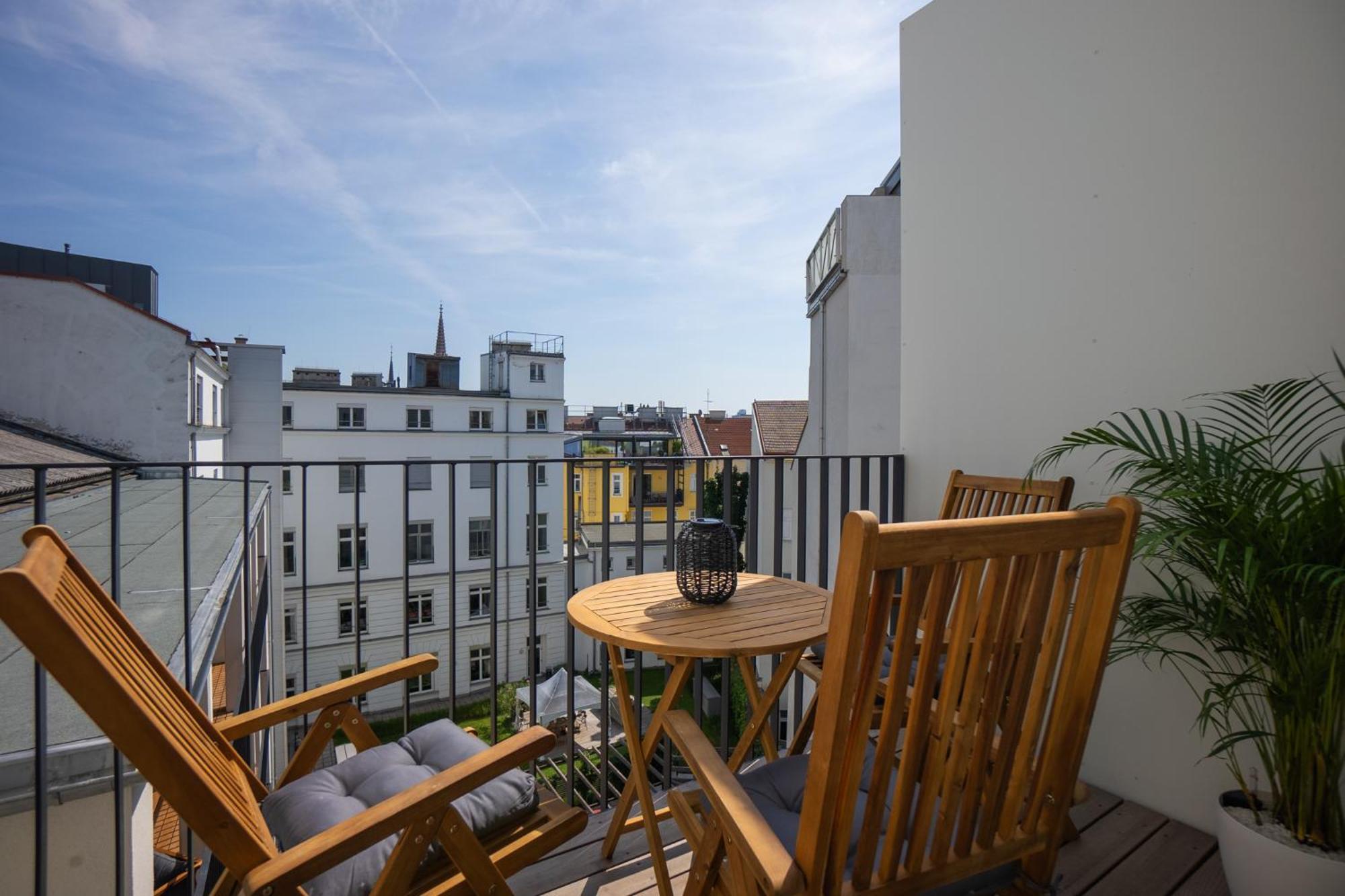 Bright Stylish Apartment With A Balcony In A Top Location Vienna Exterior photo